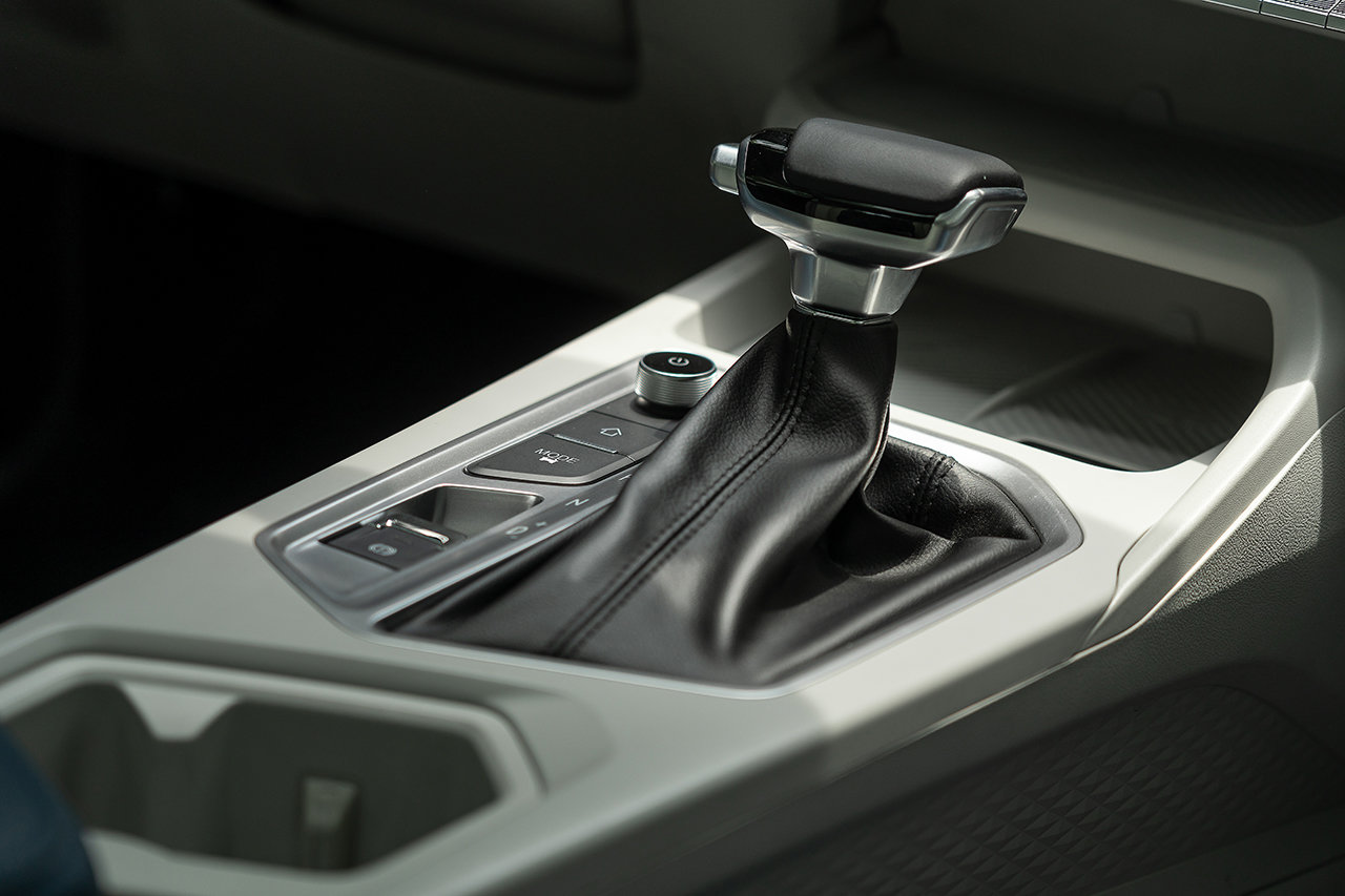 5.99万元起,全新前脸搭载1.5L发动机,奇瑞瑞虎3x正式上市