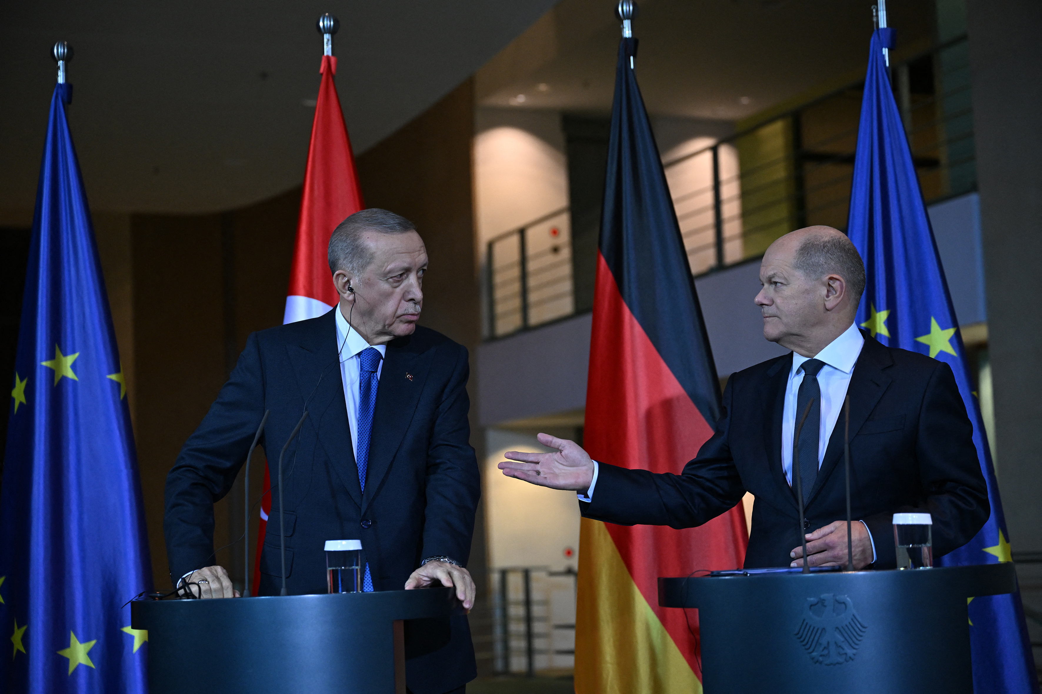 当地时间2023年11月17日，德国柏林，德国总理朔尔茨会见土耳其总统埃尔多安。/ IC photo