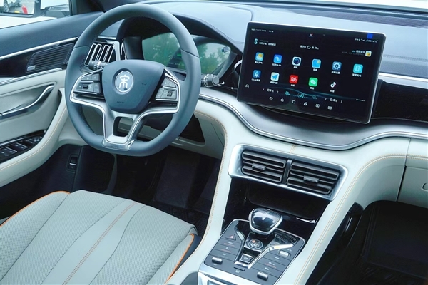 首批比亚迪宋PLUS DM-i车主 2年纯电2万公里是一种怎样的体验?