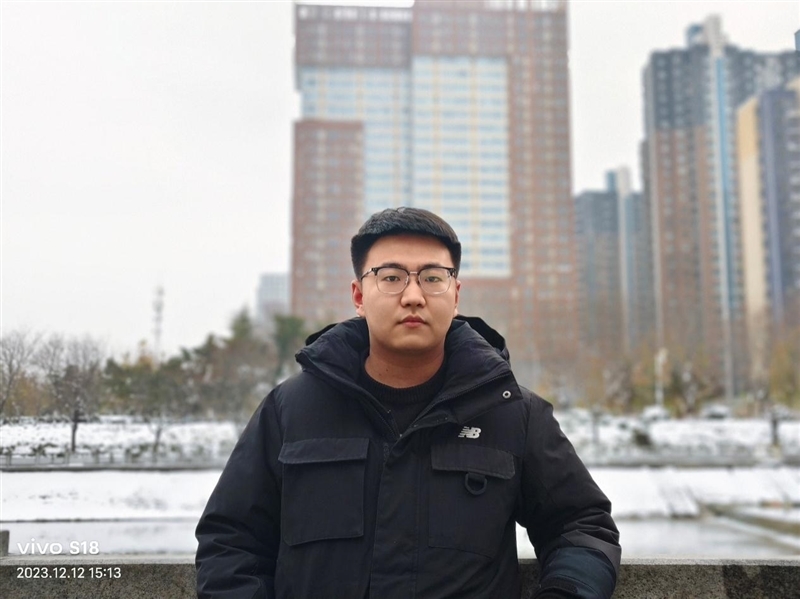 8mm机身下的续航王者!vivo S18评测:5000mAh超薄蓝海电池 轻松用一天半