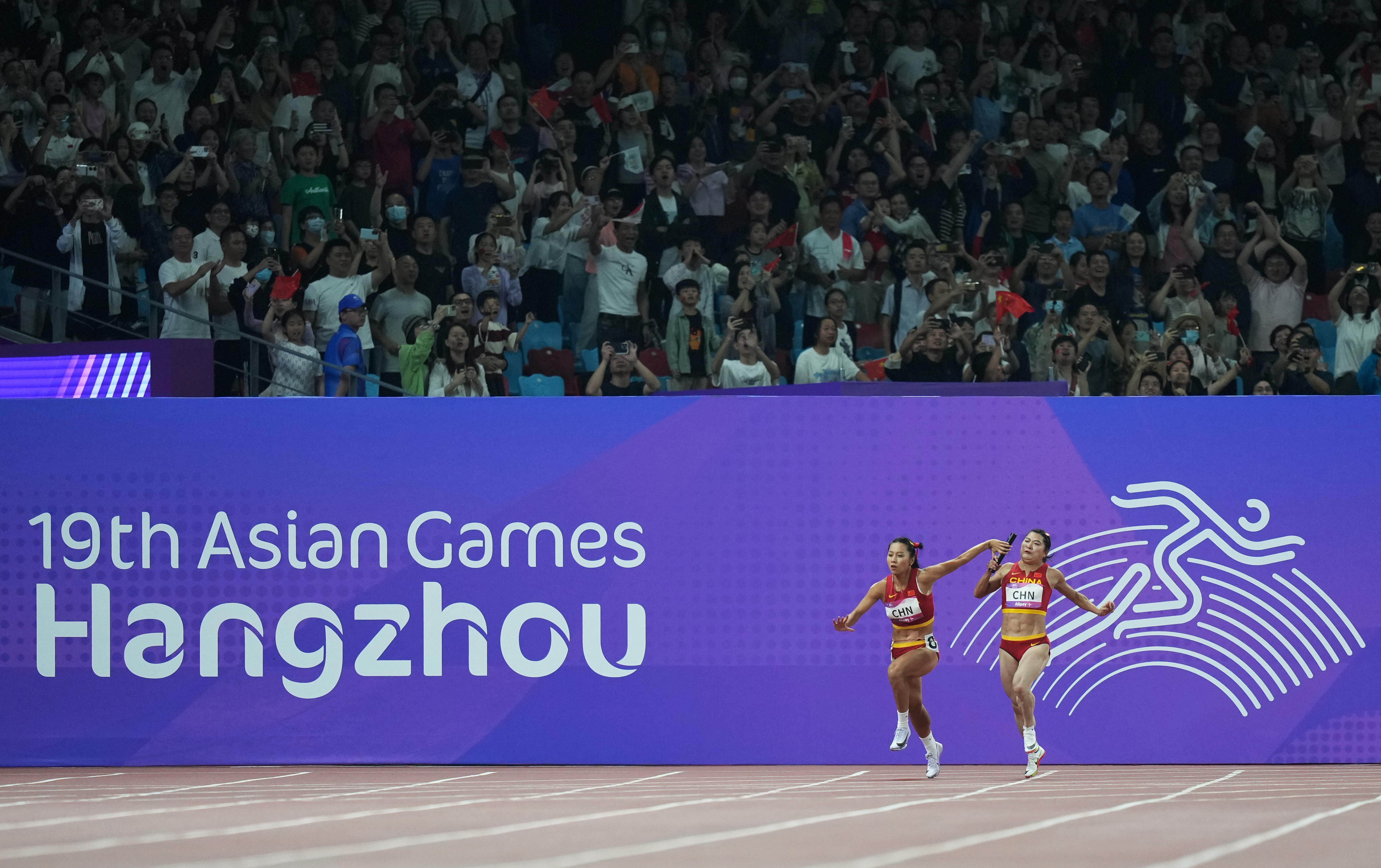田径——女子4x100米接力决赛赛况_凤凰网