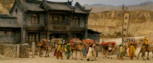 一条影响历史的商道，丝绸之路。