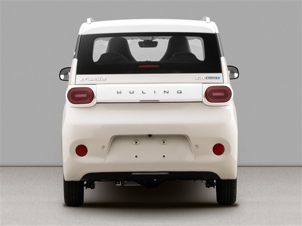 全新五菱宏光MINI EV现身:车身加长 动力大增50%