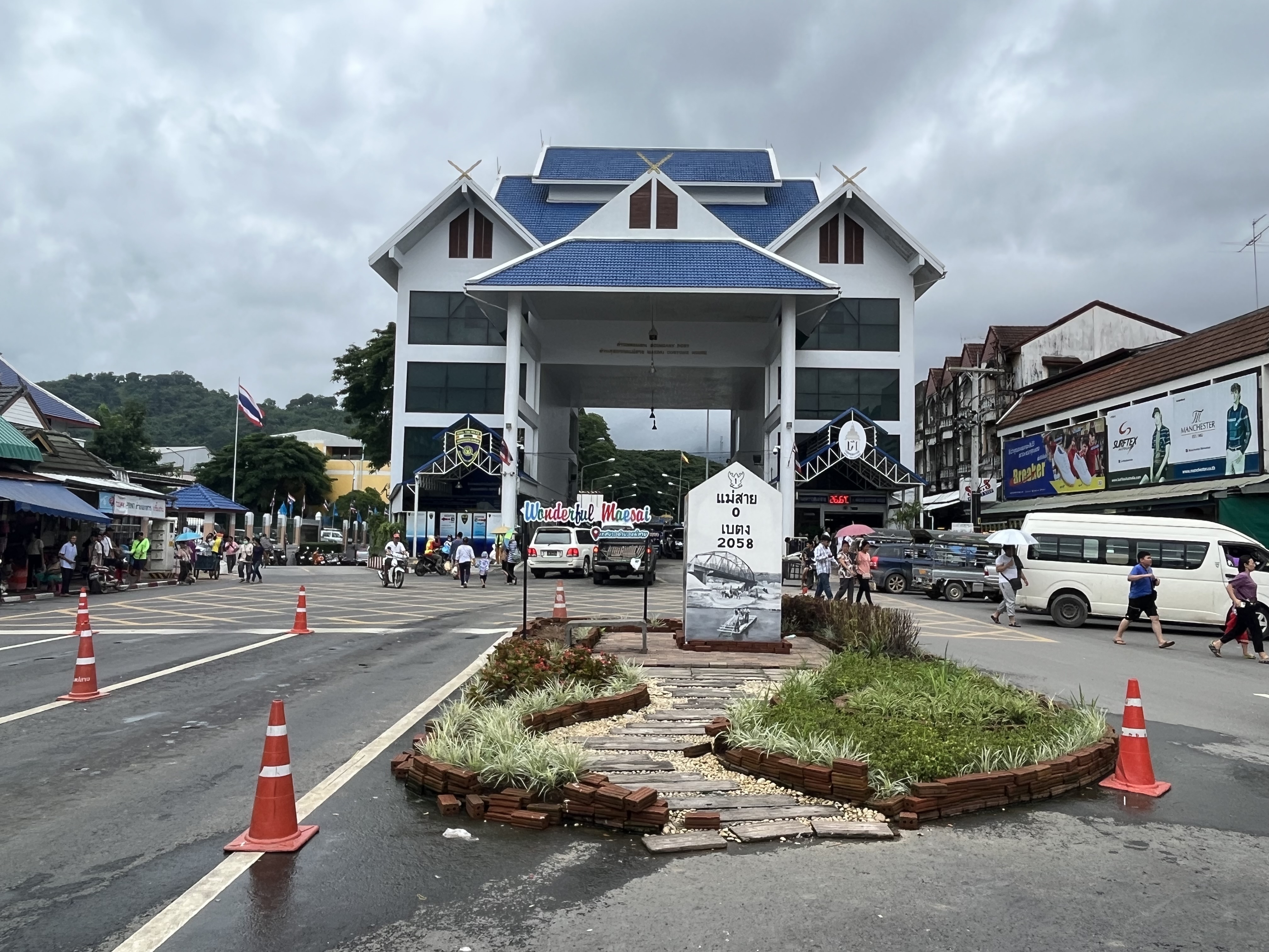 泰国湄赛口岸,连接对面缅甸大其力。