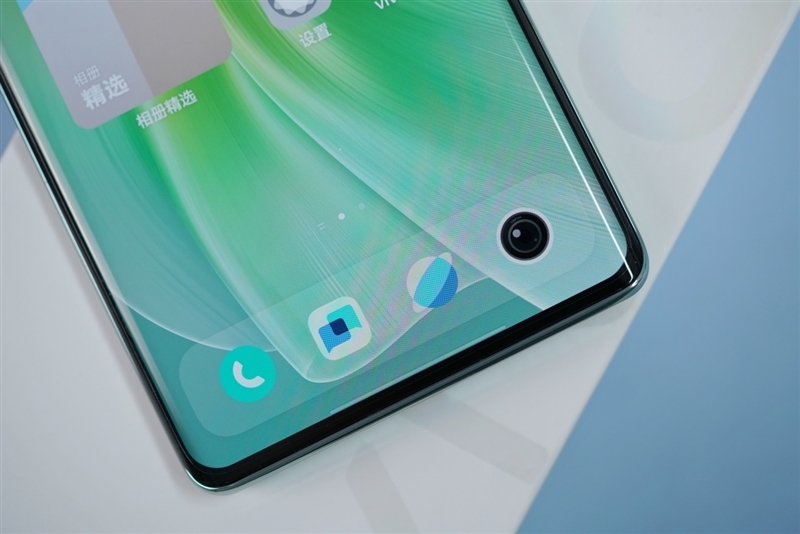 5000mAh电池轻松用一天半!vivo Y100评测:名副其实的千元高颜值续航神机