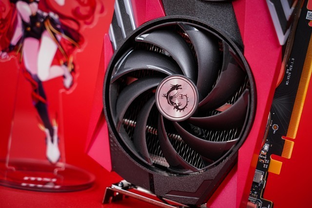 微星RTX 4060 GAMING X魔龙姬显卡评测 魅惑燃情&热情似火