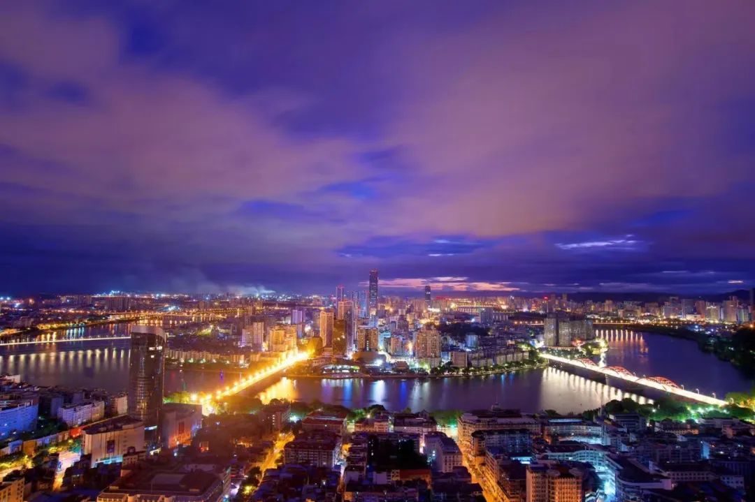 柳州开展统一行动，对全市洗浴等场所进行突击式、地毯式、拉网式排查丨柳州好玩的ktv场所