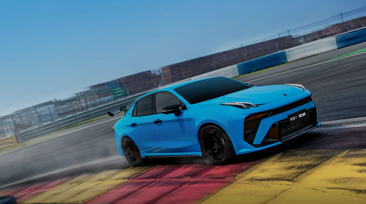 350马力前驱 没后座选装防滚架 领克03++叫它赛车更合适