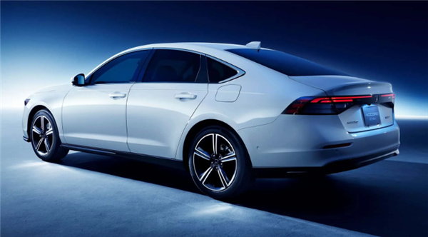 奥迪A7同款“大溜背” 全新一代本田雅阁正式亮相