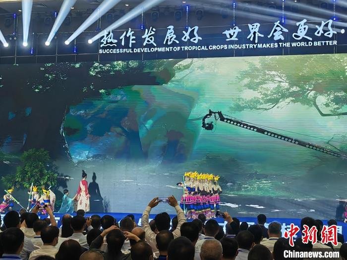 氟碳喷涂铝单板厂家价格圣人千虑（产业热点）2020热门产业，