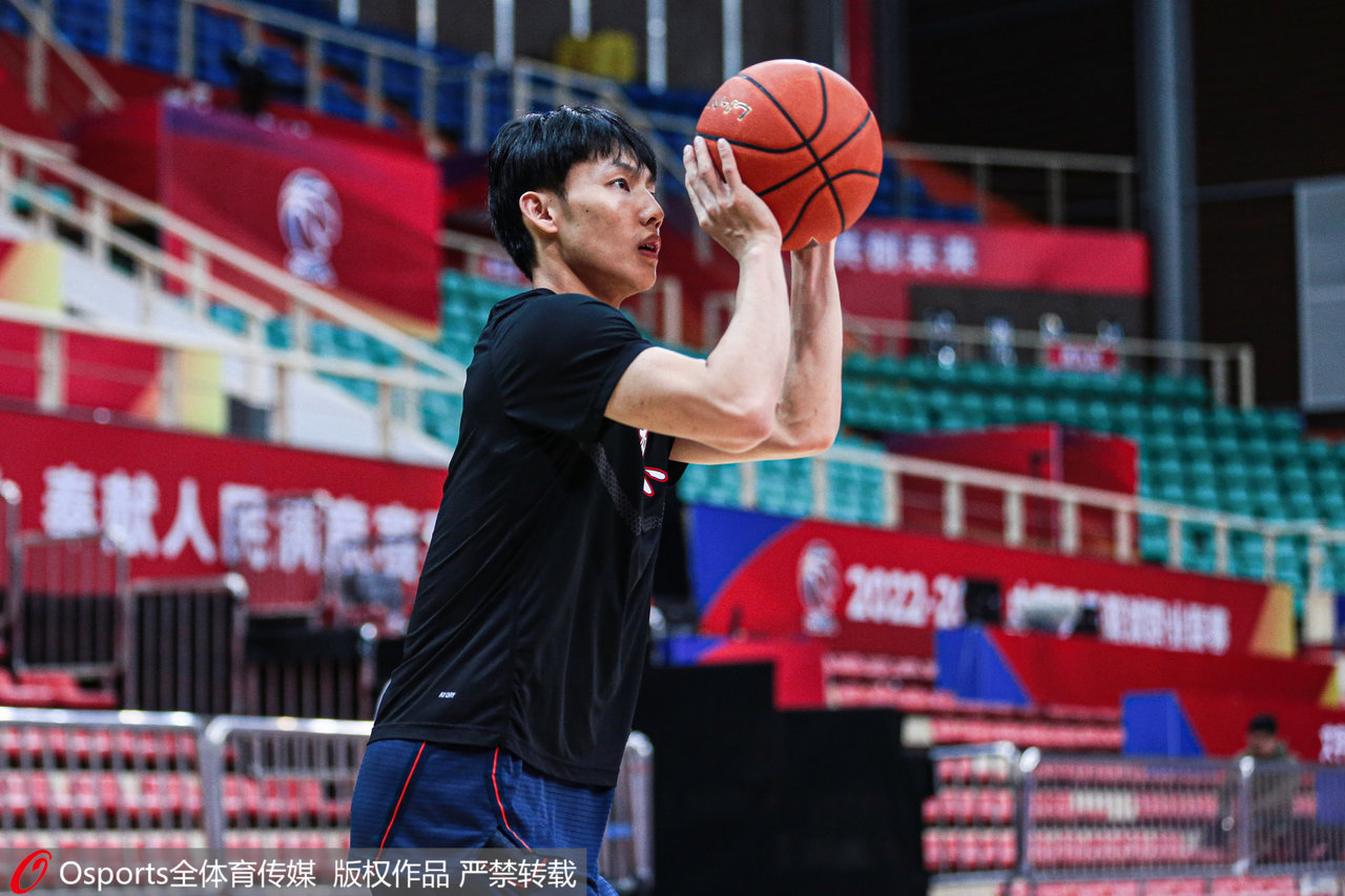 徐杰本次没有入选中国男篮。