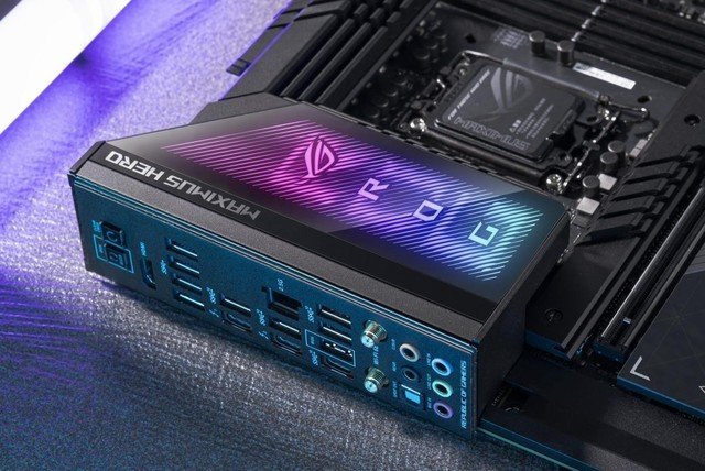 不注意很容易被坑!主板接口有玄机