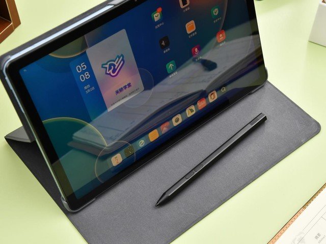 评测:ZUI14配天骄学堂 联想小新Pad性能应用全解读