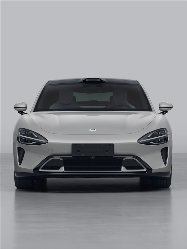 月底有望正式发布!小米汽车SU7全方位“最美证件照”出炉