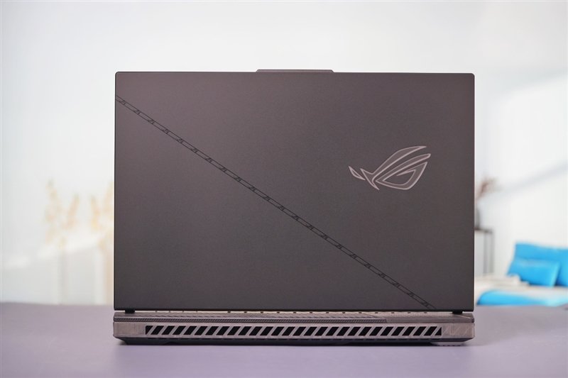 18寸终极发烧游戏本!ROG枪神7 Plus超竞版评测:首发i9-13980HX多核暴涨40%