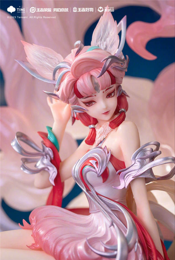 《王者荣耀》妲己九尾“收割”女玩家:实体手办1199元