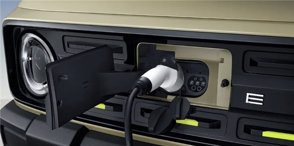 纯电续航200公里 吉利熊猫骑士版上市定档:5万块买“卫士”