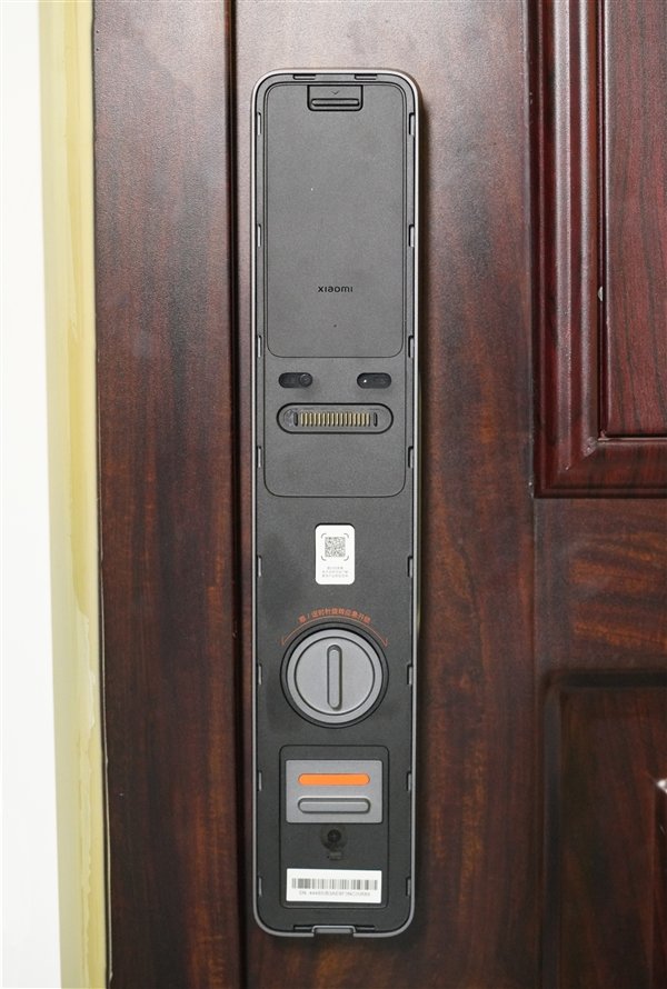 可视屏+猫眼配齐!小米智能门锁M20大屏猫眼版图赏