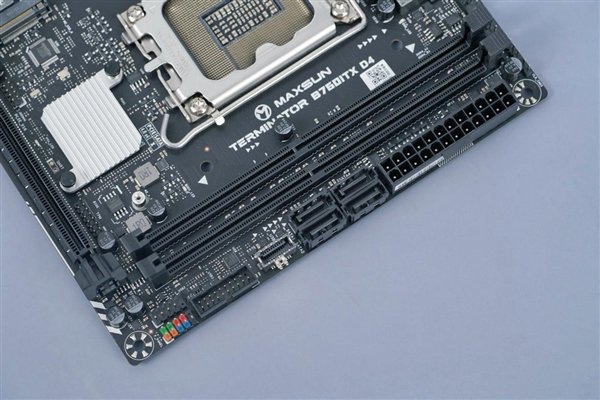小主机选它没错!铭瑄终结者B760ITX D4 WIFI主板图赏