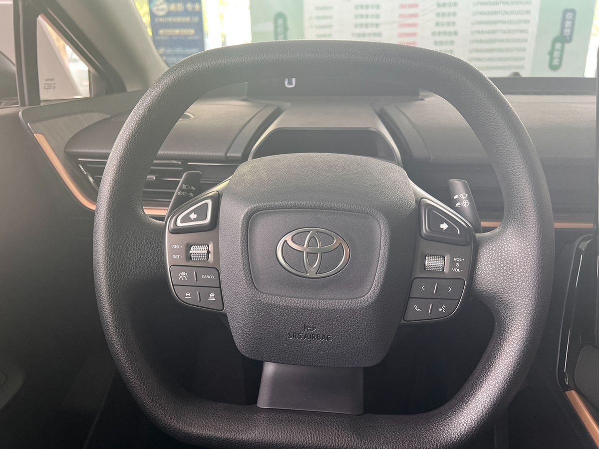 当燃油车霸主准备好好造一台电动车——丰田bZ3到店实拍