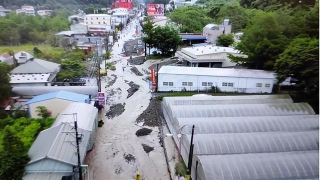 台风“卡努”重创台湾南投，暴雨造成1死2失踪