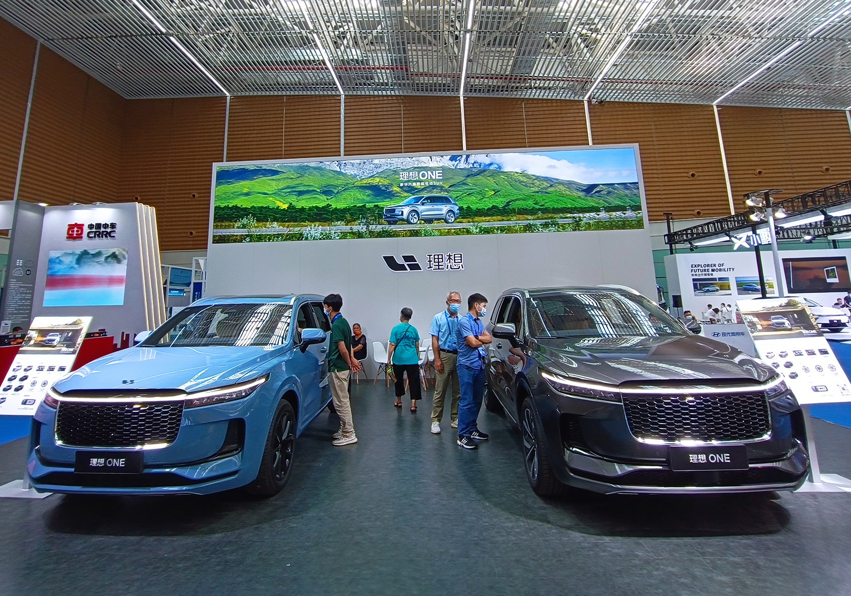 理想汽车宣布：已实现充电9分30秒，续航400公里！年底前将建完超300个超级充电站_凤凰网