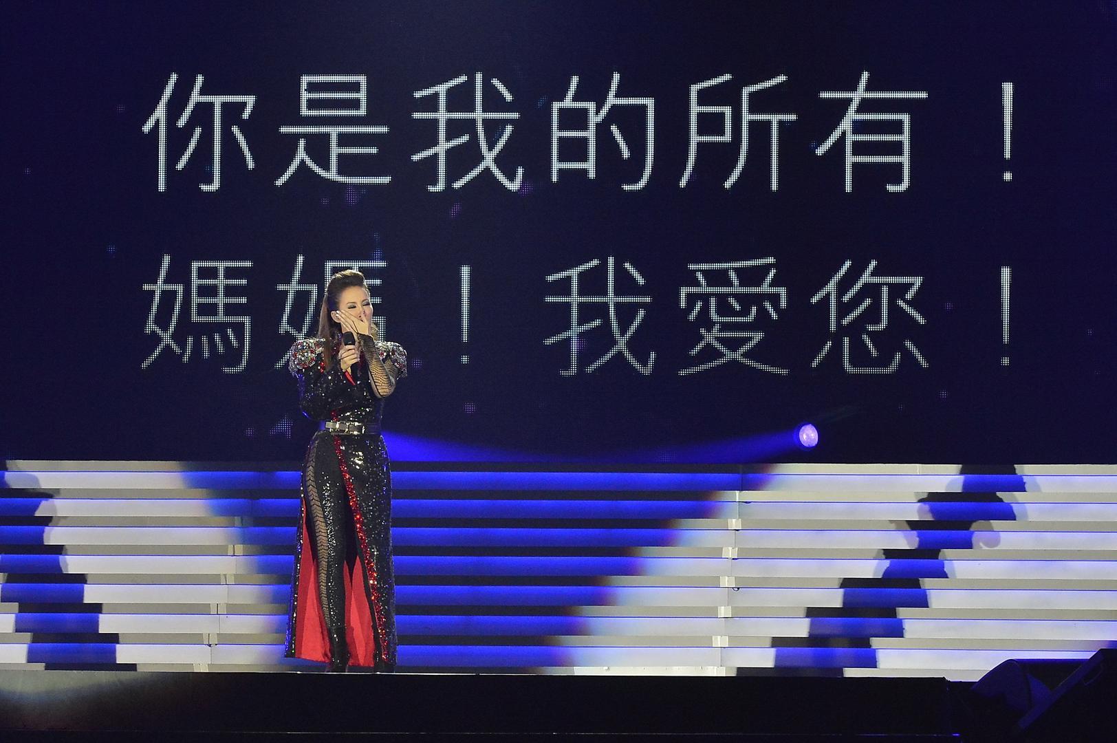 2014年7月5日，香港，李玟的演唱会（图据视觉中国）