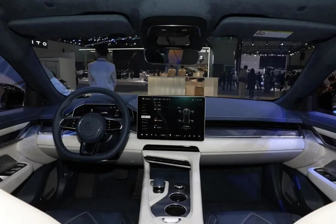 极氪这个车怎么样?一个月开了3000km,极氪001车主有话说_凤凰网汽车_凤凰网