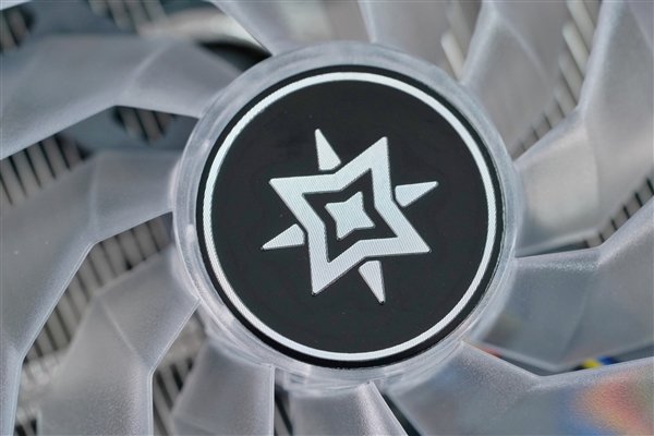 纯白千层镜!影驰RTX 4060 Ti 8GB星曜OC图赏