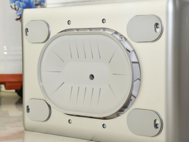 收线麻烦?擦不干净?科沃斯窗宝W2 PRO颠覆你对擦窗机器人的认知