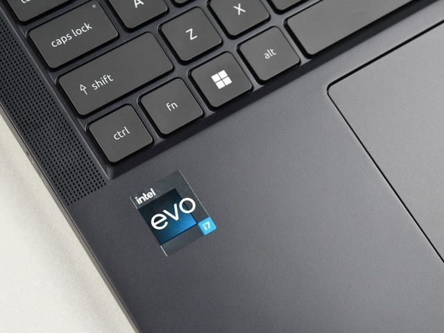 1.1kg超轻Evo认证商务本 宏碁TravelMate航海家P6评测