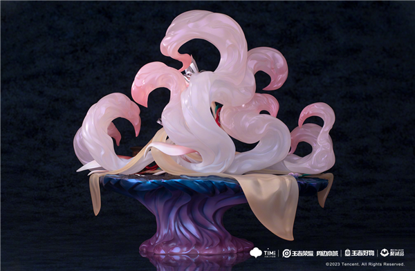 《王者荣耀》妲己九尾“收割”女玩家:实体手办1199元