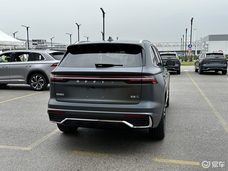 2024款吉利星越l正式上市 售15.77万元起