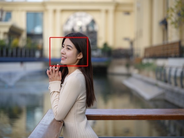 哈苏XCD 2,5/90V评测:有质感的大光圈轻便人像镜头