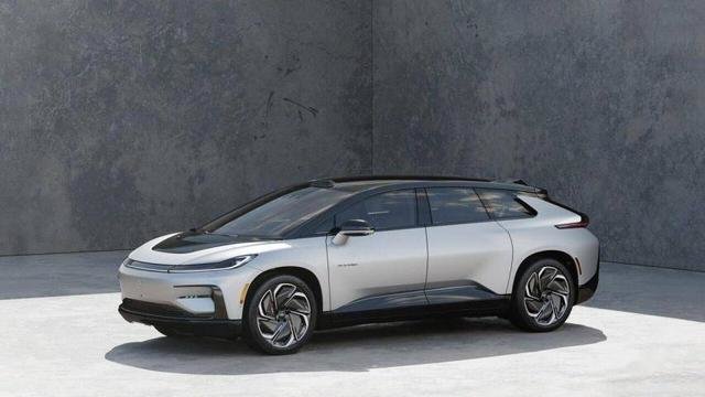 Ff91 Front 历时近十年,法拉第FF91终于上市,售价超200万!网友:不坑穷人_凤凰网汽车_凤凰网