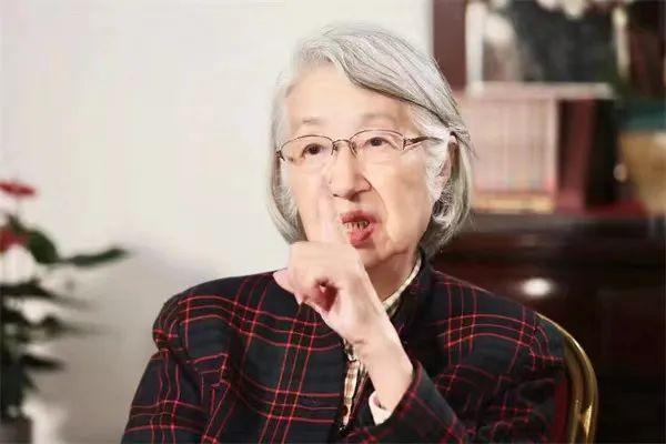 著名导演病逝！她出生于上海，是谢晋女弟子丨导演谢晋父亲