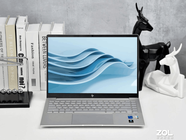 惠普星Book Pro 14评测:1TB大硬盘+2.8K OLED屏 高颜值的职场利器