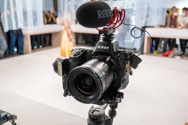 27999元的小“Z9” 尼康Z8全画幅相机新品成P&amp;E展会焦点