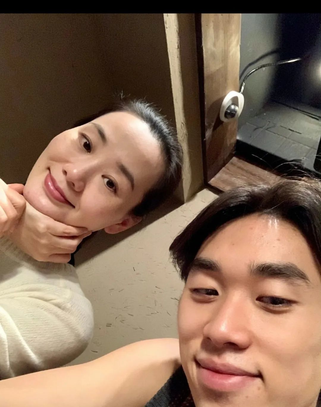 还记得林依轮的大儿子吗？爱情事业双丰收？