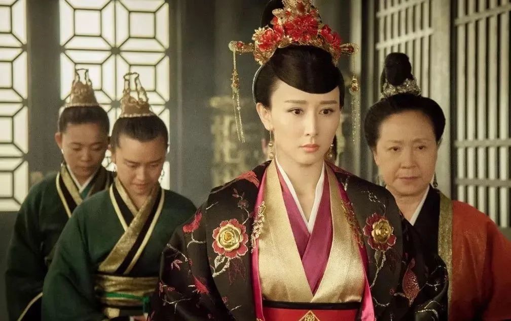 胡静演的姜皇后，算是全剧不多的出彩角色。
