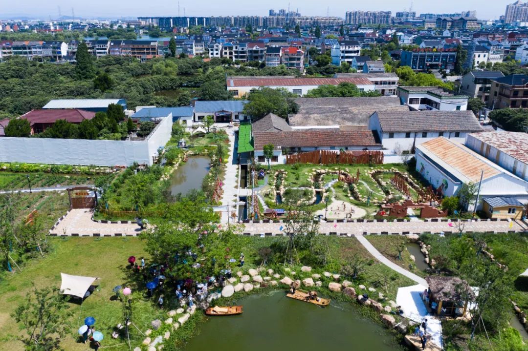 杭州市临平区塘栖镇丁河村的共富工坊 图源：新华社