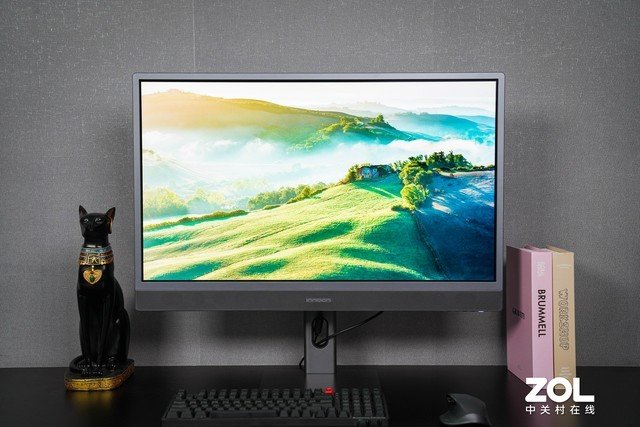 【有料评测】INNOCN 32Q1U OLED显示器评测:昼与夜的碰撞