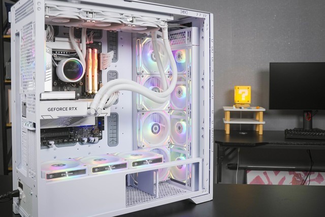 影驰RTX 4090金属大师AIO OC评测 水冷新旗舰