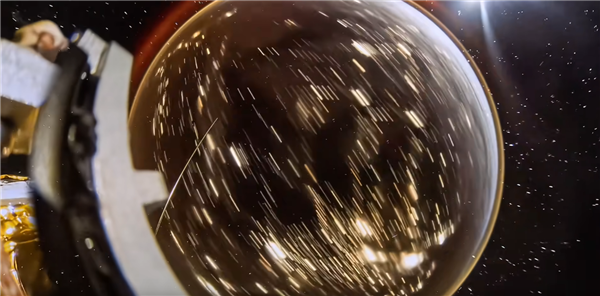 UP主“影视飓风”买了一颗国产卫星 拍摄宇宙360全景视频