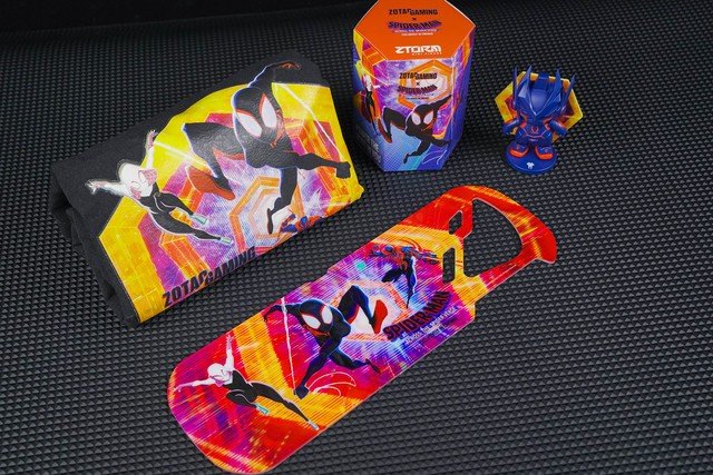 《蜘蛛侠:纵横宇宙》口碑登顶 用AI绘制自己的格温女友