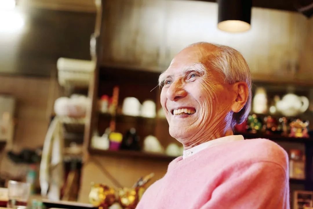 金星堂的大泽先生(摄影:吉井忍)