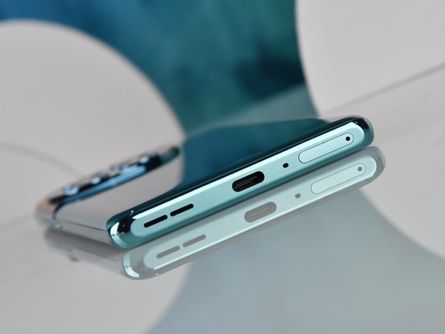 3000元价位性能手机横评,一加红米真我iQOO谁更值?