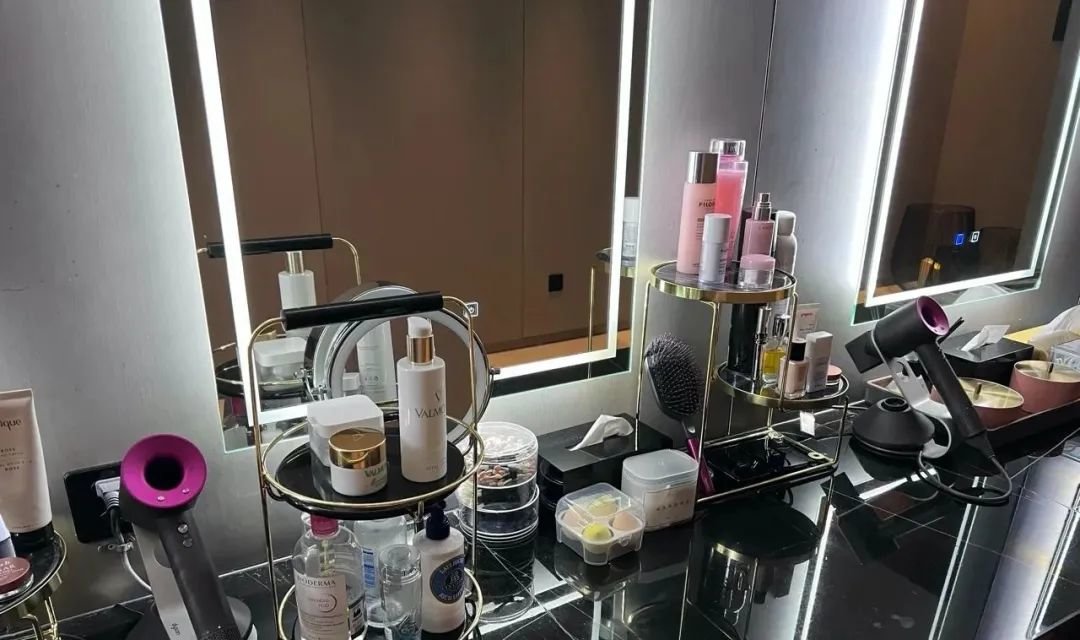 图源小红书@helgaz