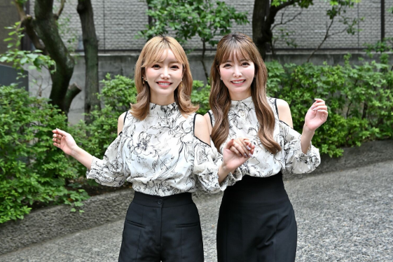 日本最美双胞胎姐妹斥资4000万整容只为了相互攀比谁更美