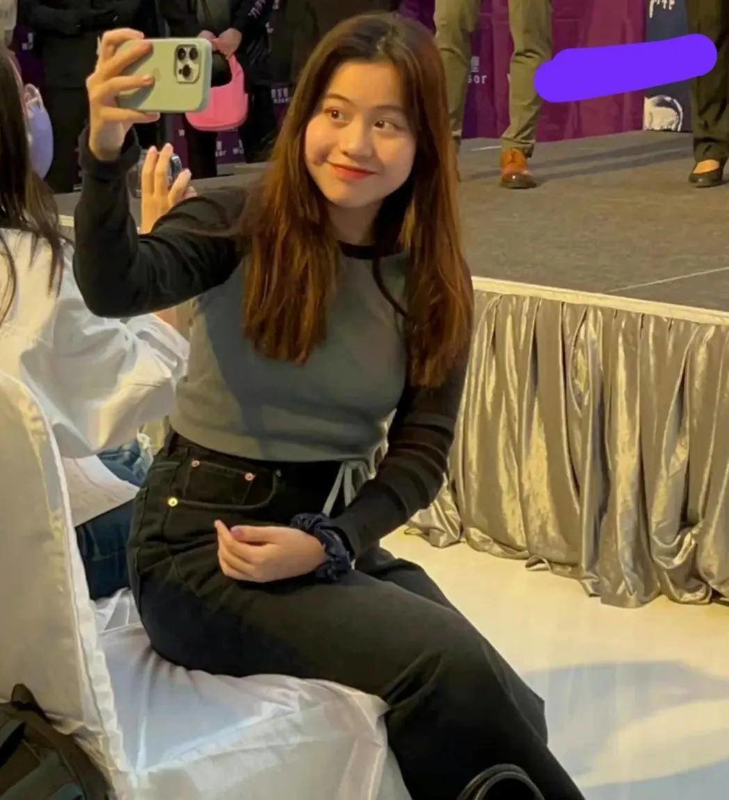 7岁有上亿豪宅10岁创业刘銮雄的女儿刘秀桦比刘秀盈幸福太多